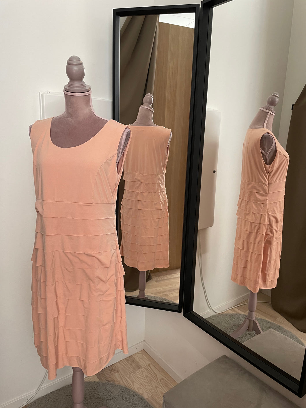 Dam klänning rosa Socle de Mondragon xxl
