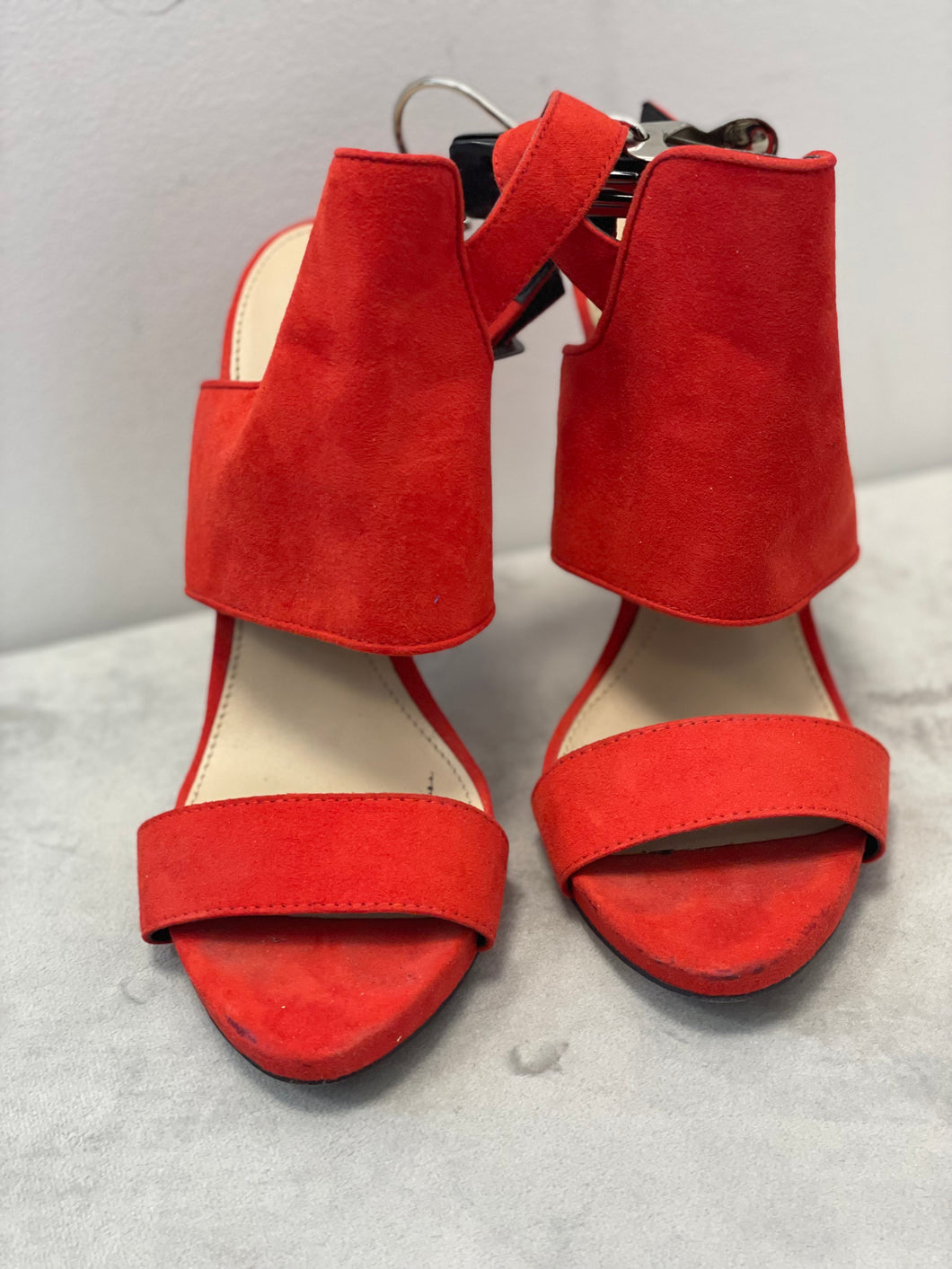 Zara röda skor