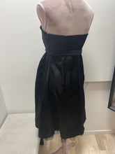 Ladda upp bild till gallerivisning, B.P.C fashion svart dam klänning storlek s
