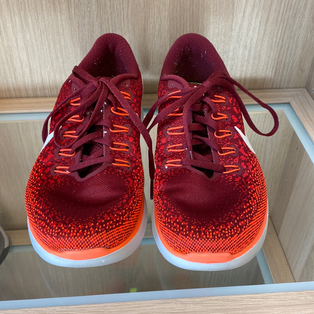 Dam skor röd Nike Storlek 42,5