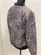 Ladda upp bild till gallerivisning, Neo noir leopard jacka
